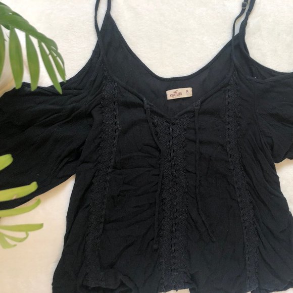 Hollister Cold Shoulder Top - Picture 2 of 7